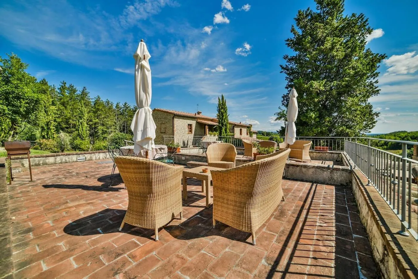 Farm stay Podere Casanuova Villa San Gimignano Italy